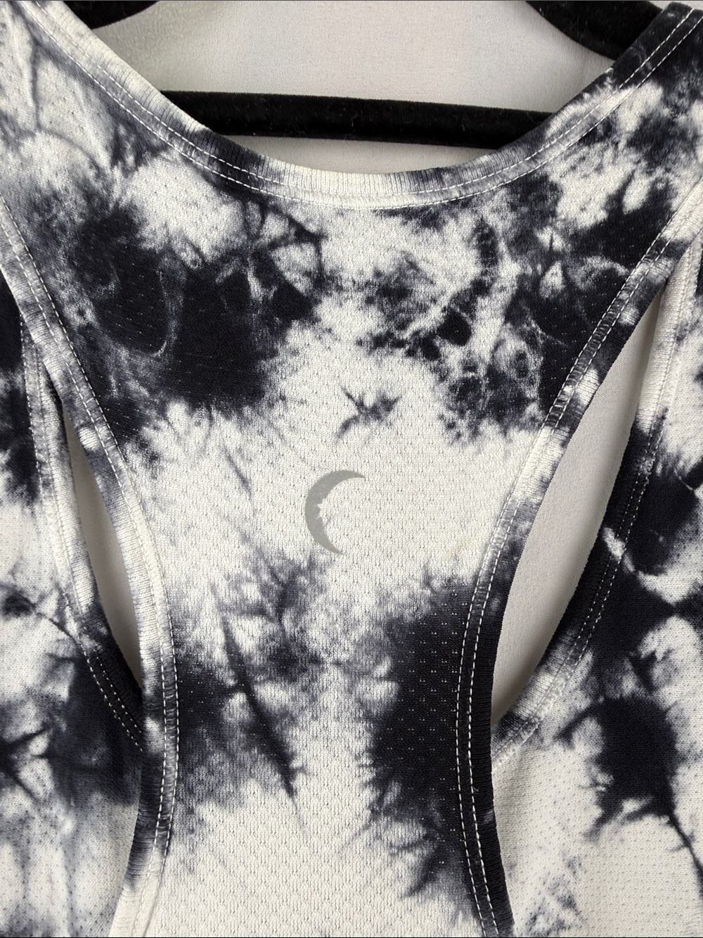 ZYIA Active Women’s Size M Copper Charged Black & White Tie-Dye Racerback Tank - Picture 6 of 6